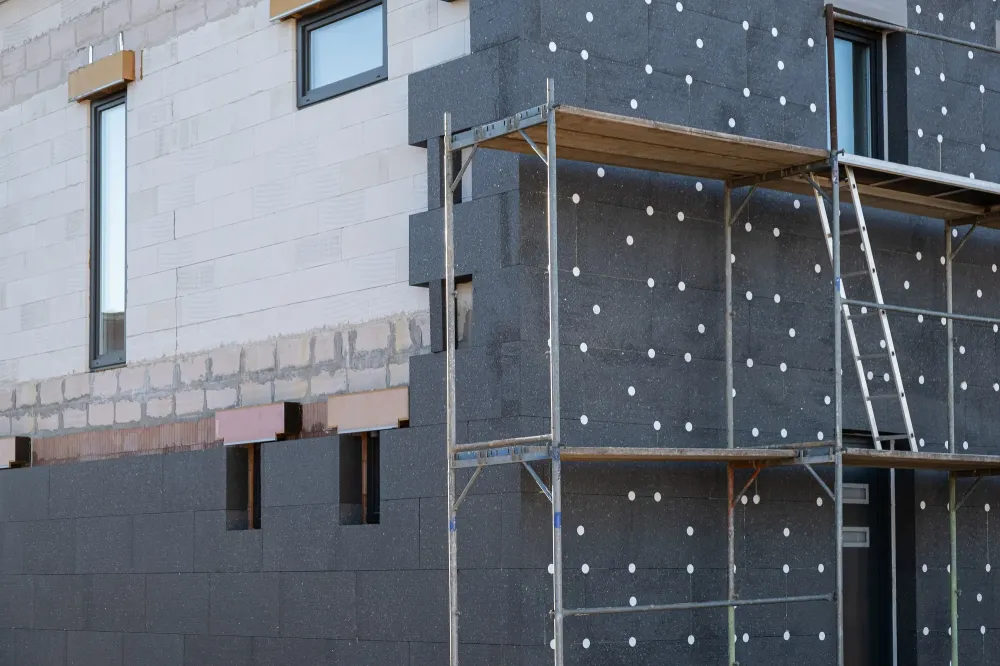 Isolation extérieure à Briouze